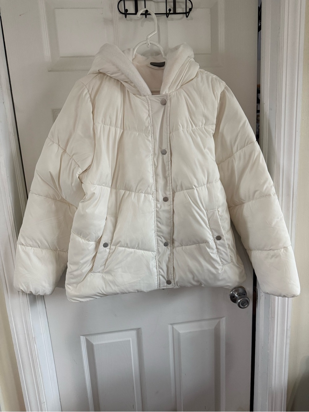 32 Degrees Cream White Puffer Jacket with Hood